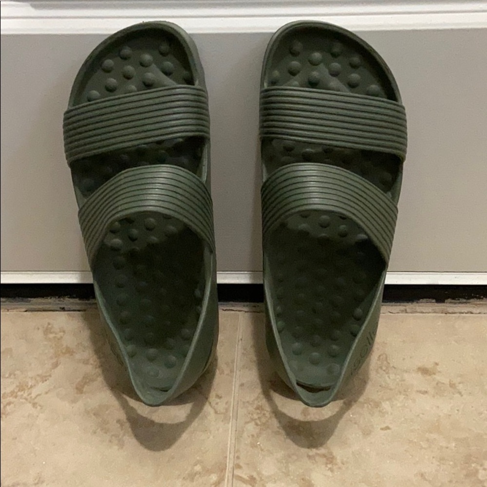 Oiselle Sport Sandal